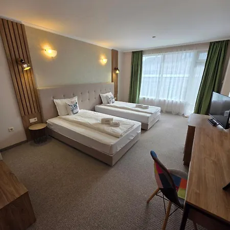 Hotel Mirana Family 3*