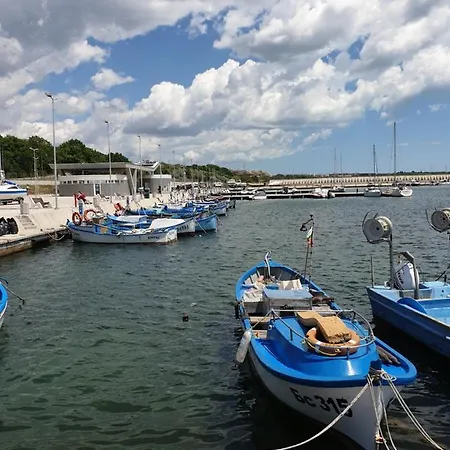 Ξενοδοχείο Mirana Family Μπουργκάς